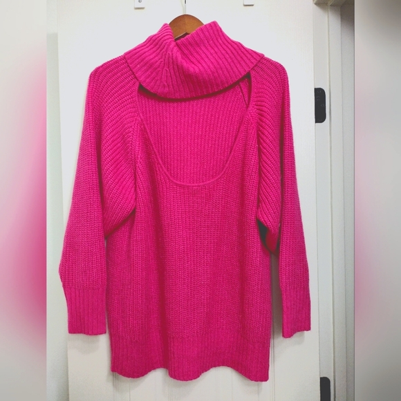 ASOS Open Back Turtleneck Sweater - Picture 4 of 4